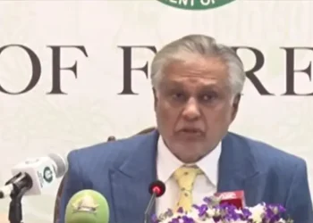 Pakistan making ‘full diplomatic efforts’ to de-escalate situation in Middle East, says Dar