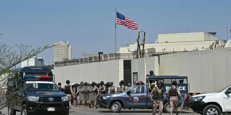 US Marines fired on protesters storming consulate in Karachi, officials say