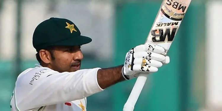 Sarfaraz announces retirement from international cricket
