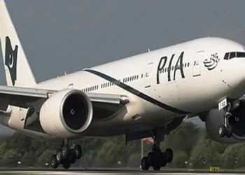 Lahore-bound PIA flight from Fujerah lands in Karachi due to ‘snag’