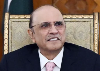 President Zardari approves military awards for 1,989 armed forces personnel