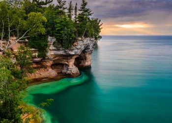 25 photos show hidden gems across the US