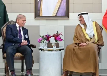 In call with PM, Kuwait crown prince endorses Pakistan’s efforts to mediate between US and Iran