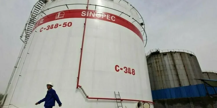 China’s Sinopec will not buy Iranian oil, wants to tap state reserves