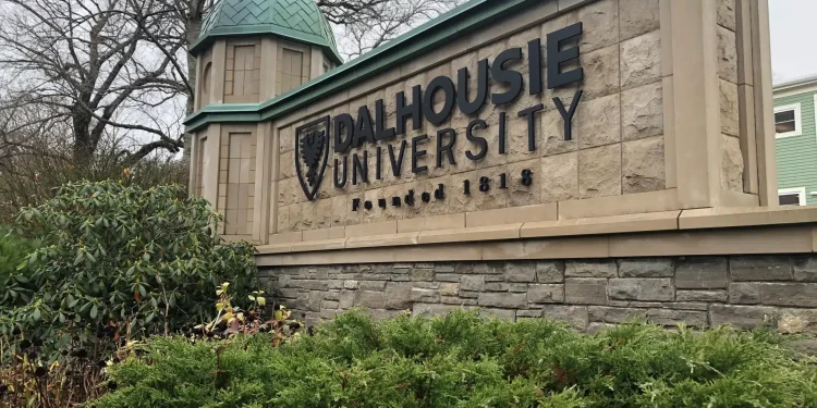 Dalhousie University In Canada Offers Fully Funded Scholarship For Pakistani Students