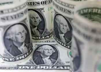 Dollar toppled as oil shock turns central banks hawkish