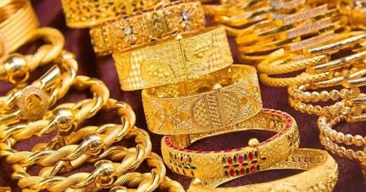 Gold Prices Drops by Rs 10,000, Falls to Rs 539,962 Per Tola in Pakistan