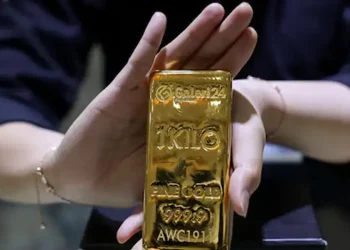 Gold steady as dip‑buying offsets firm dollar, US inflation woes