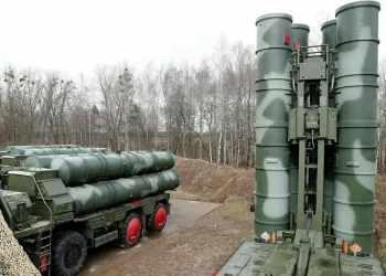 India clears military purchases worth $25 billion to buy aircraft, Russian S-400 missile systems