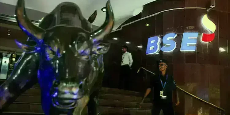Indian shares open flat, tracking subdued Asian peers