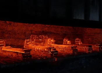 India’s small steelmakers face production cuts amid LNG shortages due to Iran war