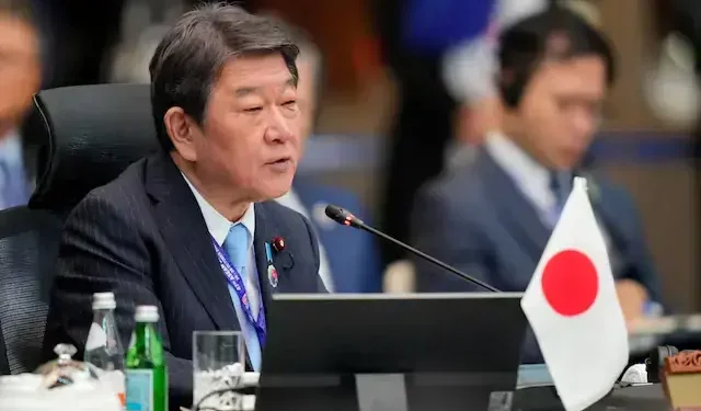Japan could consider Hormuz minesweeping if ceasefire reached, minister says