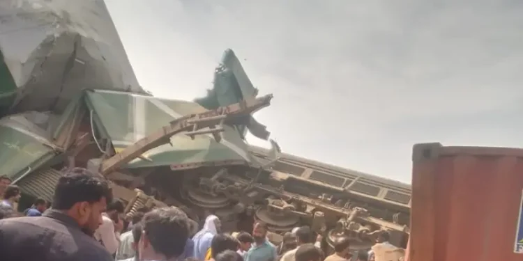 Lahore-bound Shalimar Express derails after colliding with goods train in Naushahro Feroze; no casualties reported