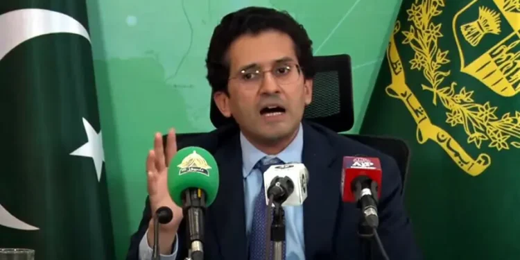 Middle East situation: Minister seeks allies’ help amid economic pressure - Pakistan