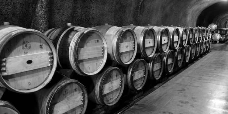 Oil Drops More than 6% on hopes for Ir@n W@r De-Escalation