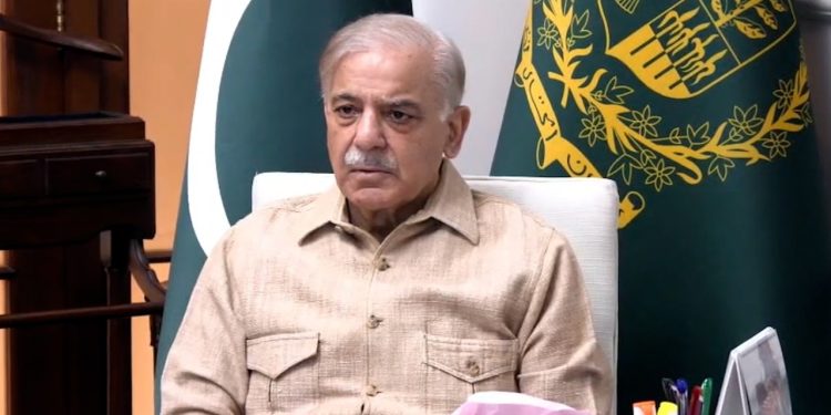 PM Shehbaz orders an economic action plan amid global uncertainty