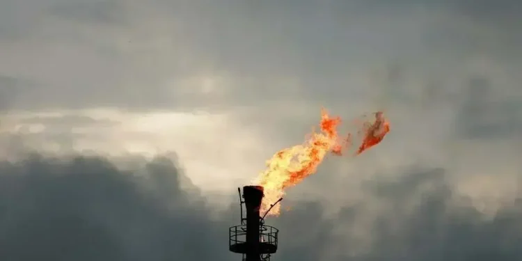 Pakistan cuts gas for some industry buyers as Middle East war upends supply: report