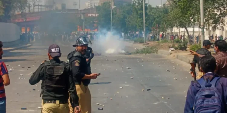 Protests erupt in different cities across Pakistan; 9 dead in violent clashes near US Consulate in Karachi