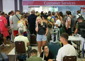 Thousands of flights cancelled as conflict upends global air travel