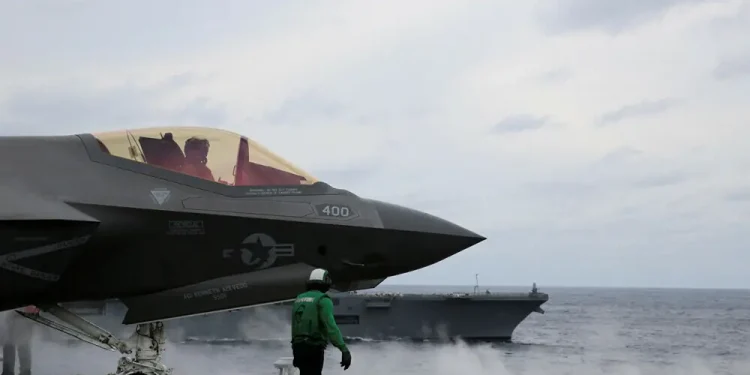 US F-35 stealth fighter hit by suspected Iranian fire: reports