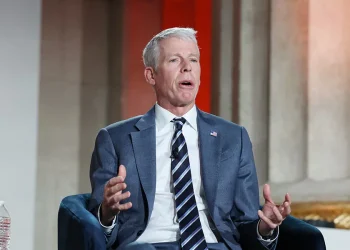 US military ‘not ready’ to escort tankers through Hormuz Strait: energy secretary