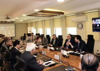 Ogra, PSO come under fire for poor monitoring of oil stocks