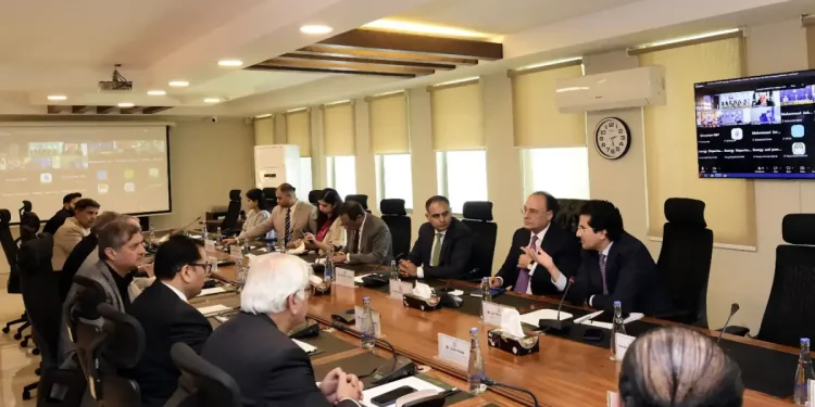 Ogra, PSO come under fire for poor monitoring of oil stocks