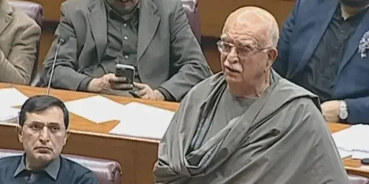 Achakzai suggests formation of ‘national government’ to build political consensus