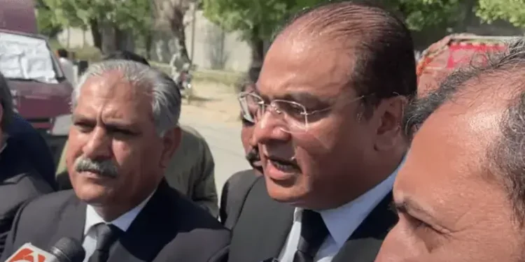 Barrister Salman Safdar meets Imran at Adiala jail, says PTI founder’s ‘eye complication continues’