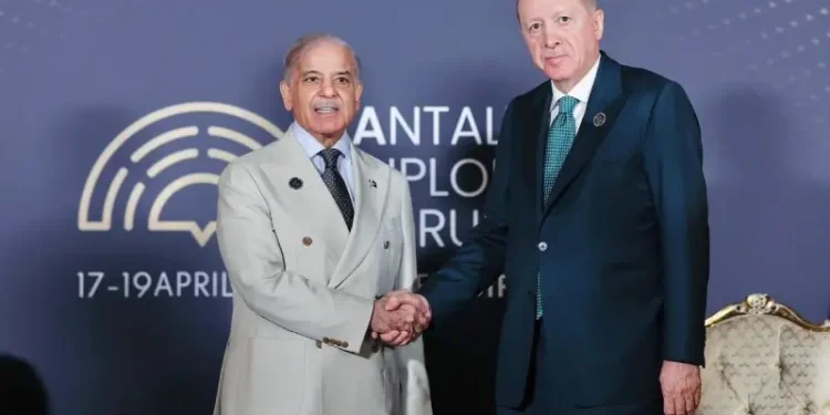 PM, Erdogan emphasise importance of utilising ‘window of opportunity’ for lasting regional peace