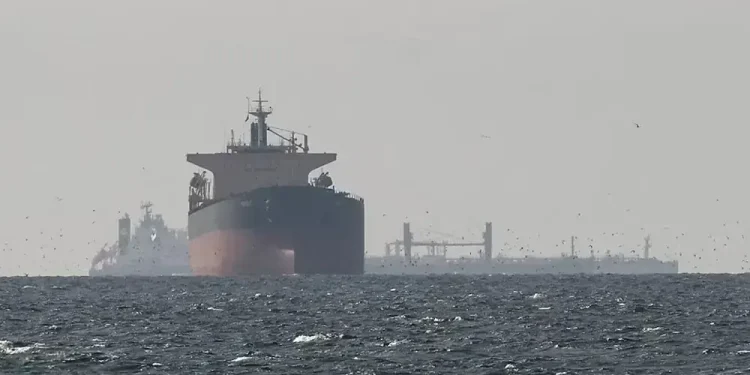Three tankers cross Hormuz near Oman