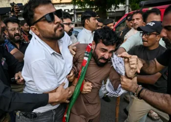 23 PTI leaders, workers arrested as police scuttle protest near Karachi Press Club