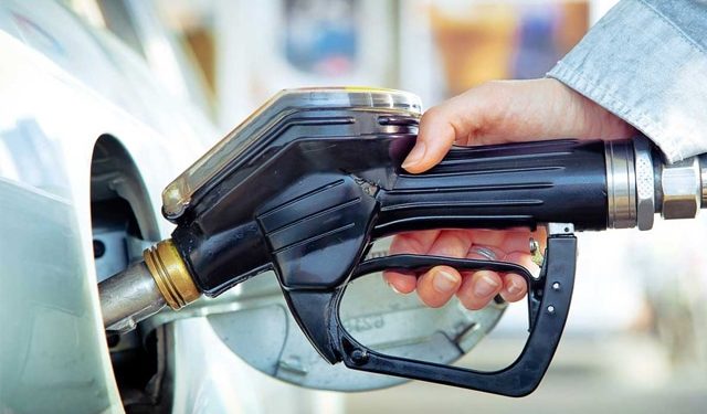 Big Relief Ahead? Fuel Price May Drop by Rs 30-60 Per Litre