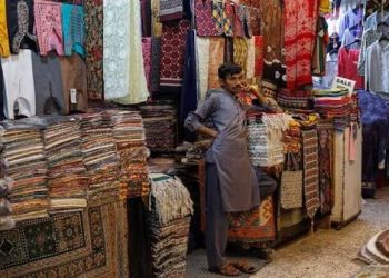 Fuel-Saving Measures! Markets, Malls to Shut at 8 pm Across Pakistan Except Sindh