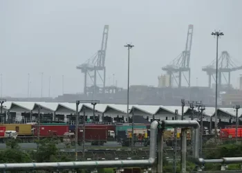 India raises export duties on diesel, aviation turbine fuel