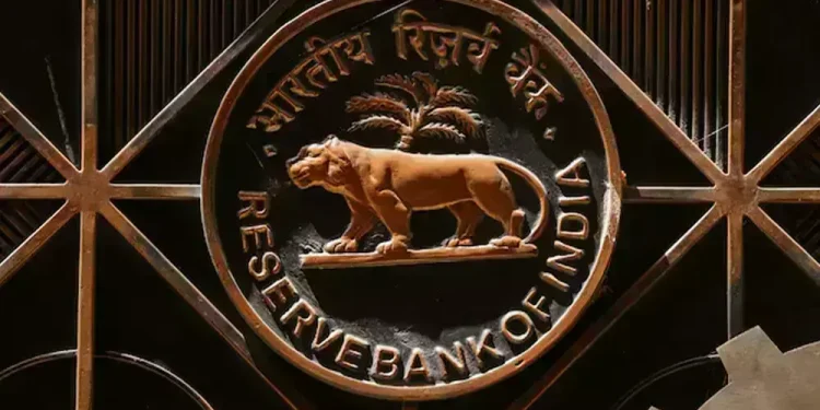 India’s RBI bars banks from offering clients rupee non-deliverable forwards amid currency strain