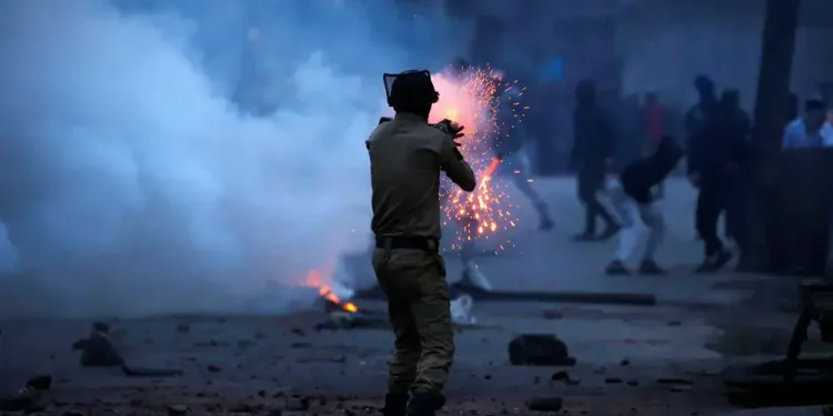 India’s Uttar Pradesh state raises workers’ wages amid protests over pay