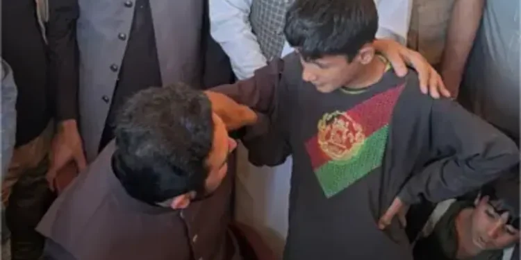 KP CM Afridi orders additional facilities for Afghans at transit point