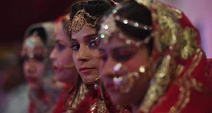 KPK Bans Govt Employees From Marrying Foreign Nationals