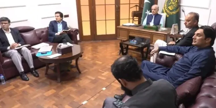 PM says disbursement of funds for public transport, freight operators has begun through digital wallets