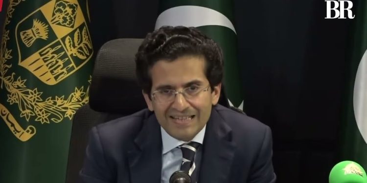 Pakistan govt hikes petrol price to Rs458, diesel to Rs520 per litre