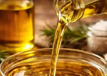 Palm falls to 5-week low on weakness in crude, rival edible oils