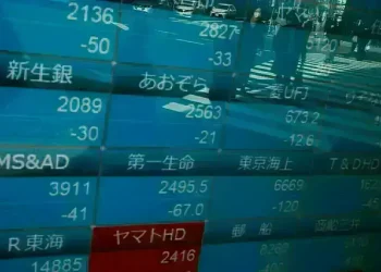 South Korean shares dip; head for second weekly gain on ceasefire hopes