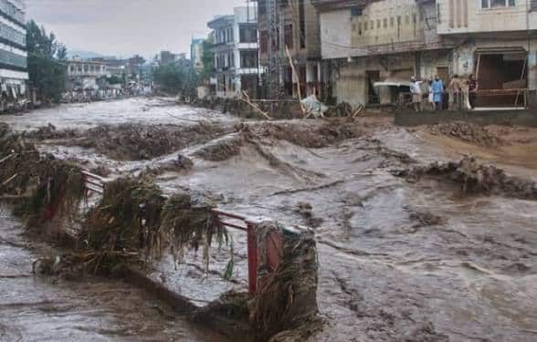Stormy Rains Hit Different Parts of Pakistan Triggering Flood-Like Conditions in Multiple Areas