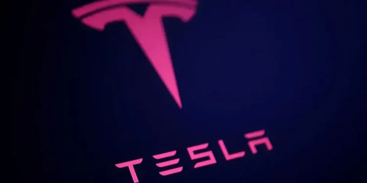 Tesla eyes Japan’s top imported-car spot as it expands store, service network