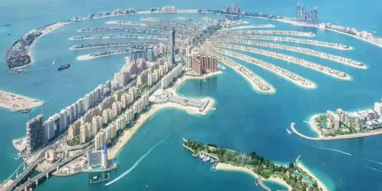 UAE non-oil private sector growth slows to near four-year low in March, PMI shows