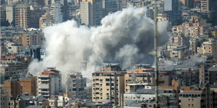 US-Iran ceasefire deal shows strain ahead of talks with oil flows squeezed