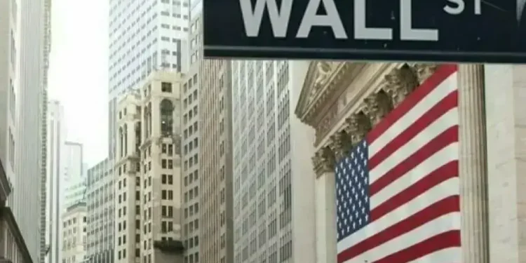 US stocks extend gains on hopes Iran war could end soon