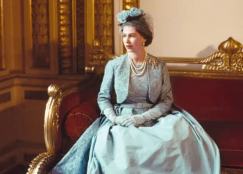 buckingham palace unveils queen elizabeth ii her life in style photo royal collection trust