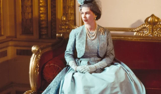 buckingham palace unveils queen elizabeth ii her life in style photo royal collection trust